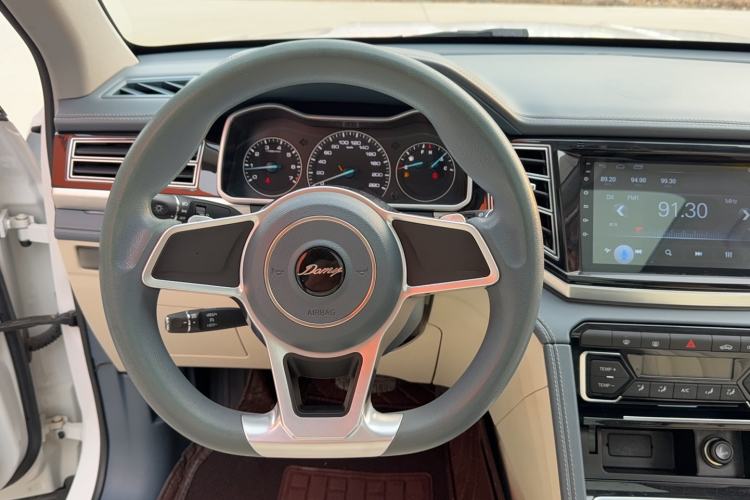 Used Zotye Domy X7 2018 2.0T Automatic Luxury Version
