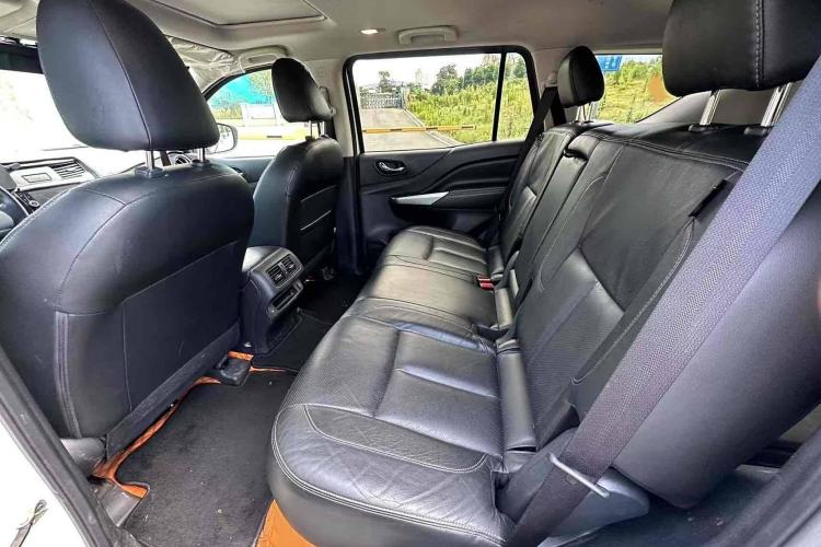 Used Nissan Terra 2018 2.5L Automatic 2WD Luxury Edition
