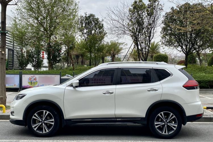 Used Nissan X-Trail 2019 2.5L CVT Smart Connect Luxury Edition 4WD