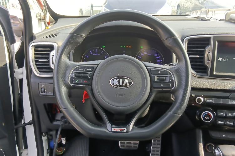 Used Kia KX5 2017 1.6T Automatic Two-Wheel Drive 15th Anniversary Special Edition DLX