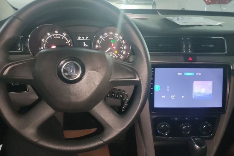 Used Skoda Superb 2013 1.4TSI DSG Sport Edition
