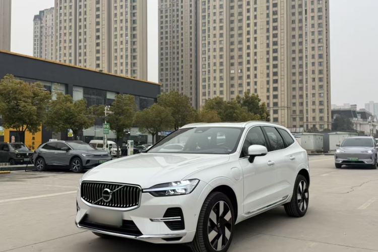 Used Volvo XC60 New Energy 2025 Plug-in Hybrid Long-Range All-Wheel Drive Smart Luxury Edition
