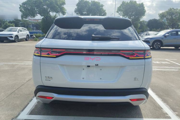 Used BYD Song L DM-i 2024 112 km Beyond Edition
