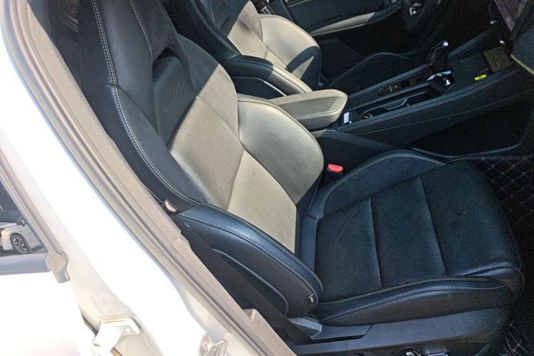 Used Lynk & Co 03 2023 2.0TD DCT JingPro
