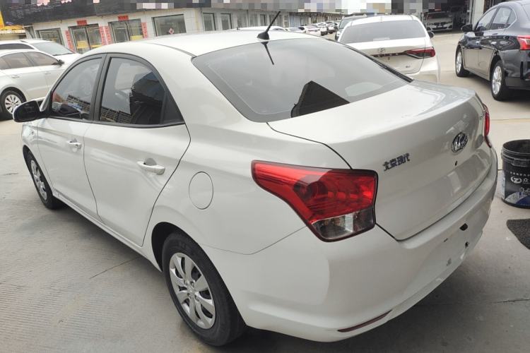 Used Hyundai Verna 2017 1.4L Manual Refreshed Version China V Standard
