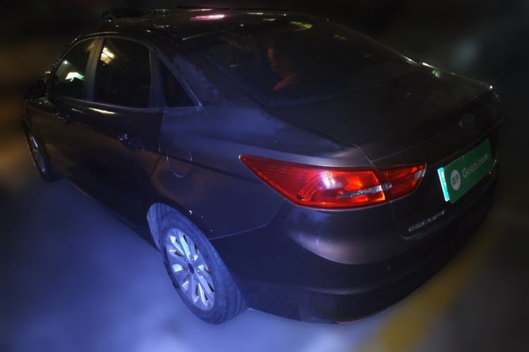 Used Ford Escort 2015 1.5L Automatic Fashion Model