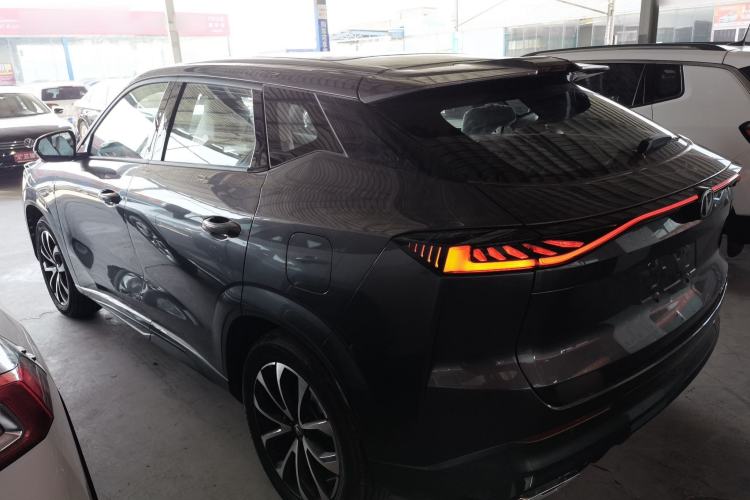 Used Changan UNI-Z New Energy 2024 Blue Whale Smart Electric iDD 125km Leading Model
