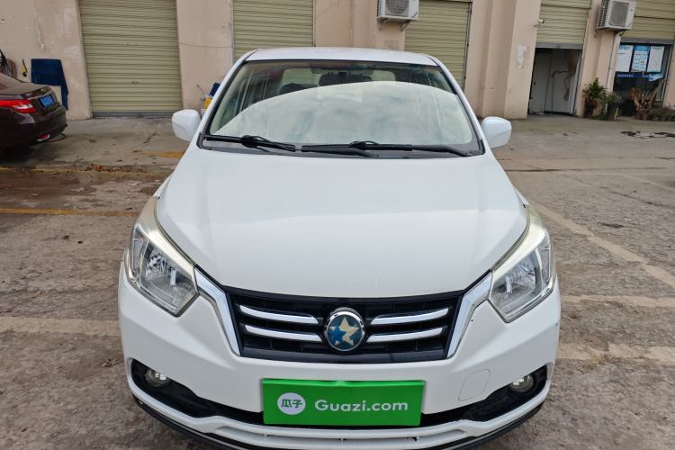 Used Venucia D50 2015 1.6L Manual Fashion Edition
