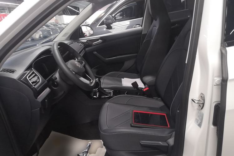 Used Volkswagen Tharu 2025 NewRui 300TSI Prestige Edition