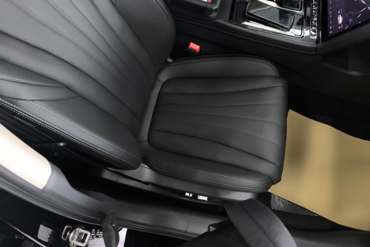 Used Hongqi H5 2024 2.0T Automatic Smart Connect Flagship Edition