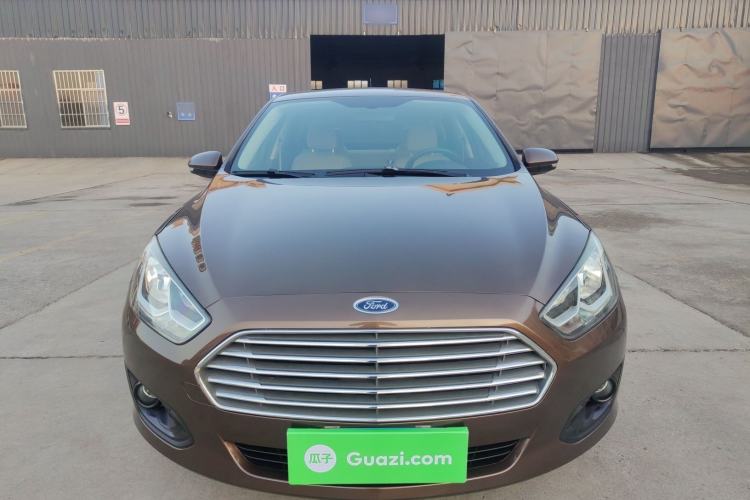 Used Ford Escort 2015 1.5L Manual Comfort Model
