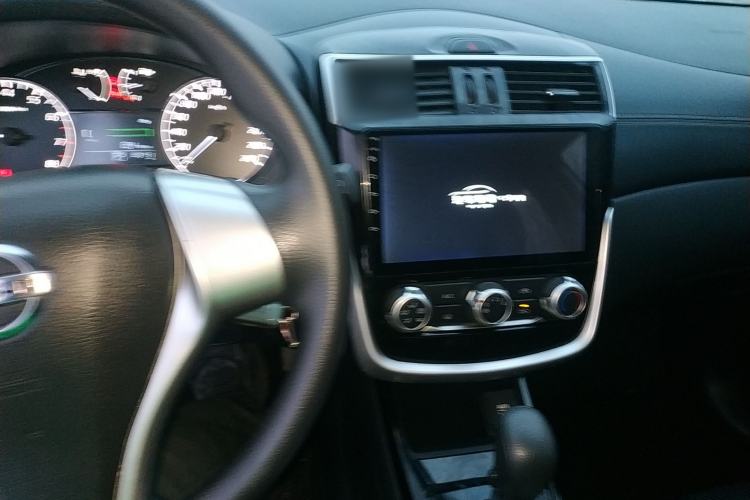 Used Nissan Tiida 2016 1.6L CVT Cool Dynamic Edition
