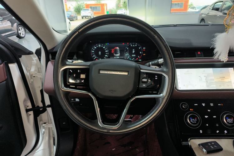 Used Land Rover Range Rover Evoque 2021 Range Rover Velar 249 PS R-Dynamic S Performance Edition
