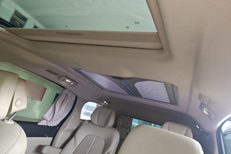 Used Buick GL8 2023 ES Lu Zun Deluxe Model
