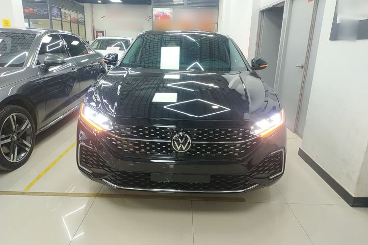 Used Volkswagen Passat 2022 330TSI Starry Elite Edition
