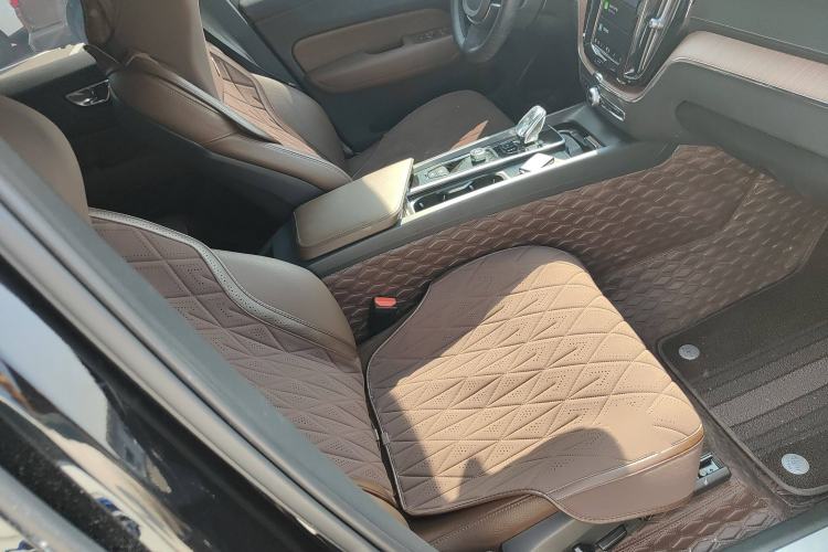 Used Volvo XC60 2025 B5 Four-Wheel Drive Smart & Advanced Luxury Edition
