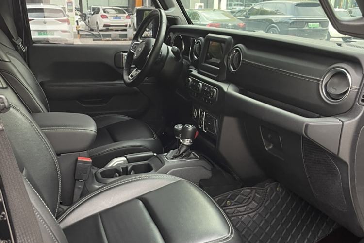 Used  Wrangler 2021 2.0T Sahara Four-Door Edition
