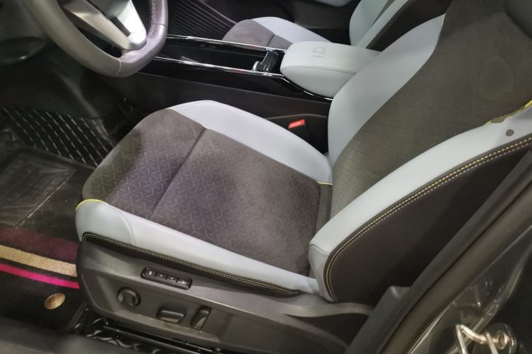 Used Volkswagen ID.4 X 2022 Smart Enjoyment Long-Range Edition