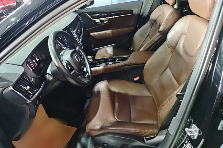 Used Volvo S90 2018 T5 Zhiyuan Edition
