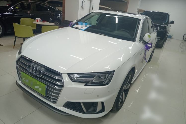 Used Audi A4L 2019 40 TFSI Fashion Edition China VI Emission Standard
