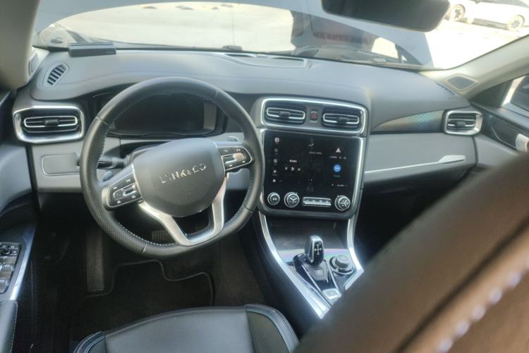 Used Lynk & Co 01 EM-P 2018 1.5T PHEV Jing Guo V
