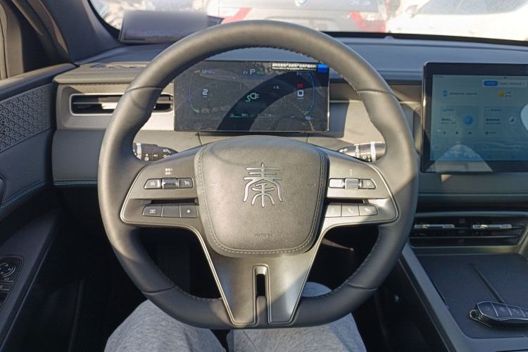 Used BYD Qin PLUS 2025 DM-i Smart Drive 55KM Leading Model
