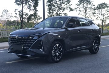 Used Changan UNI-Z New Energy 2024 Blue Whale Smart Electric iDD 125km Beyond Edition