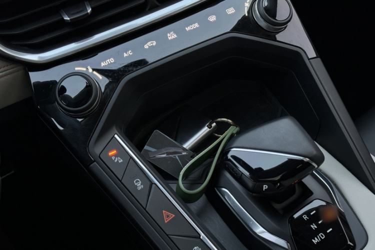 Used Lynk & Co 06 2021 1.5T Shero Pink Special Edition