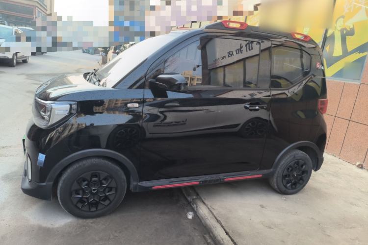 Used Wuling Hongguang MINIEV 2022 GAMEBOY 200km Gaming Edition with Lithium Iron Phosphate
