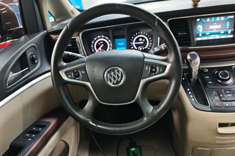 Used Buick GL8 2018 28T Luxury Model China VI Standard

