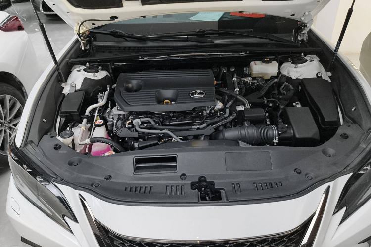 Used Lexus ES 2022 300h F SPORT
