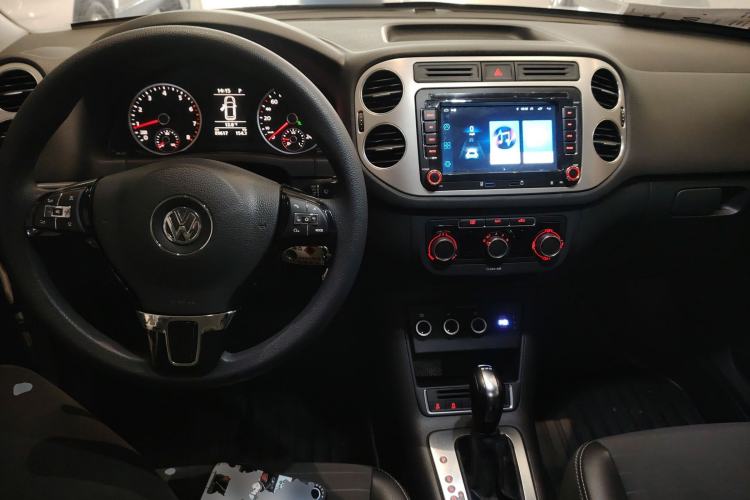 Used Volkswagen Tiguan 2016 280TSI Automatic Two-Wheel-Drive Silk Road Style Edition