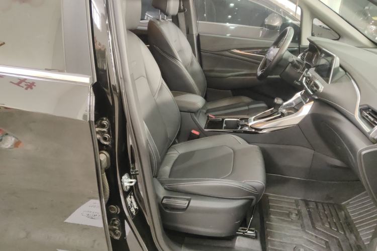 Used SAIC MAXUS G50 2022 1.5T Automatic Comfort Touring B