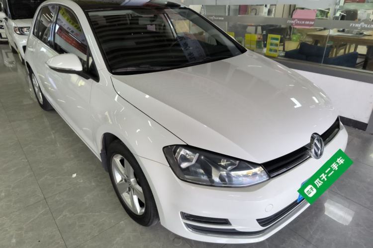 Used Volkswagen Golf 2016 230TSI Automatic Comfort Version
