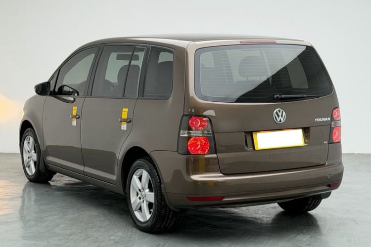 Used Volkswagen Touran 2013 1.4T Manual Fashion Edition 5 Seats
