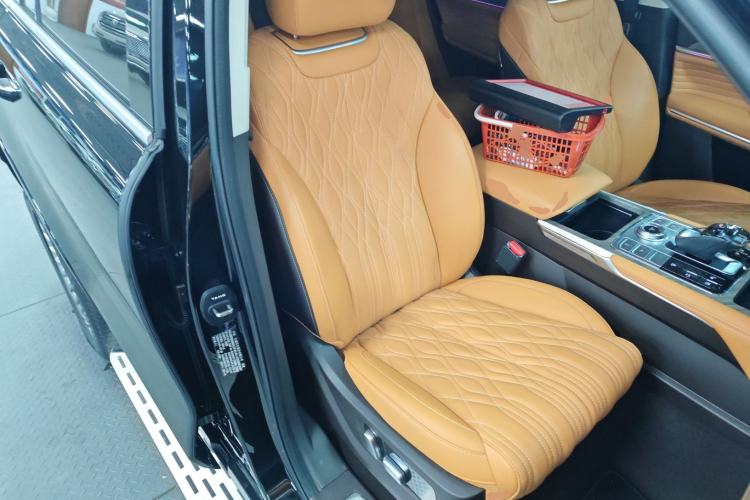 Used Tank 500 New Energy 2025 Hi4-Z
