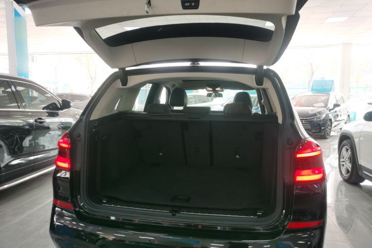 Used BMW X3 2020 xDrive30i Luxury Model with M Sport Package
