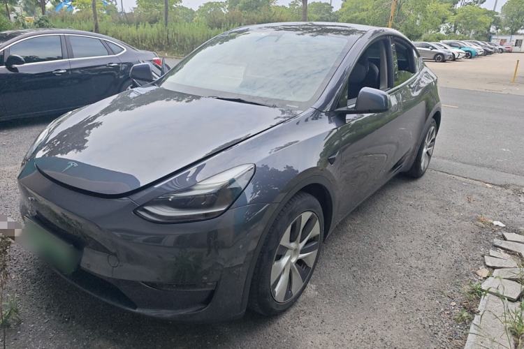 Used Tesla Model Y 2021 Long-Range All-Wheel-Drive Version 3D7
