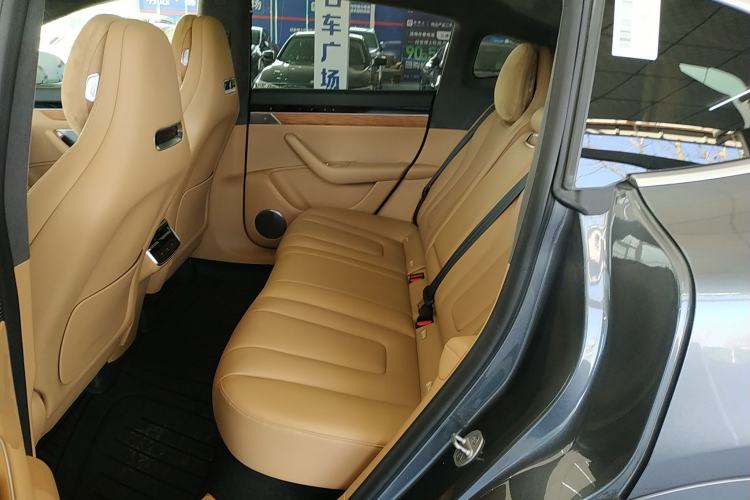 Used Hima Luxeed R7 2024 All-Electric 736 km Ultra