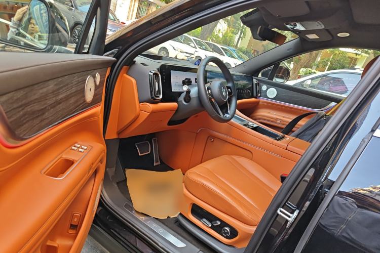 Used Hima AITO M9 2024 Range-Extended Max Edition 42 kWh 6-Seater Version
