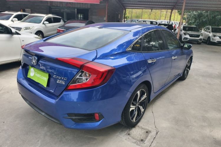 Used Honda Civic 2016 220TURBO CVT Prestige Edition
