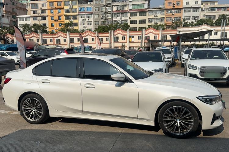 Used BMW 3 Series 2022 320i Sport Package
