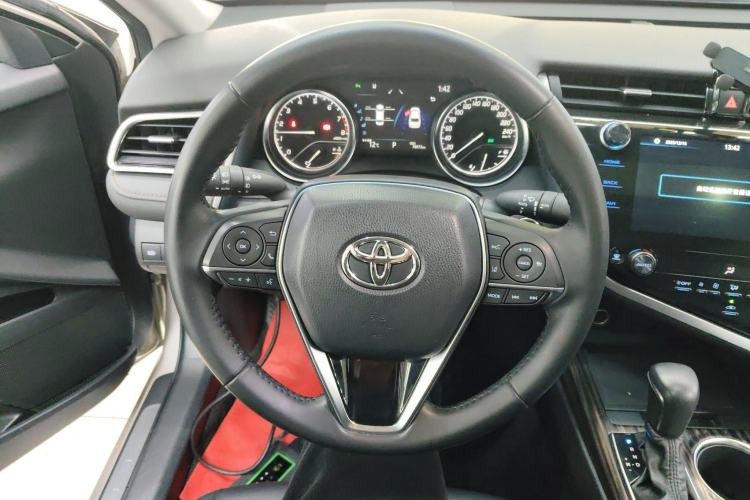 Used Toyota Camry 2019 2.0G Luxury Edition China VI Standard
