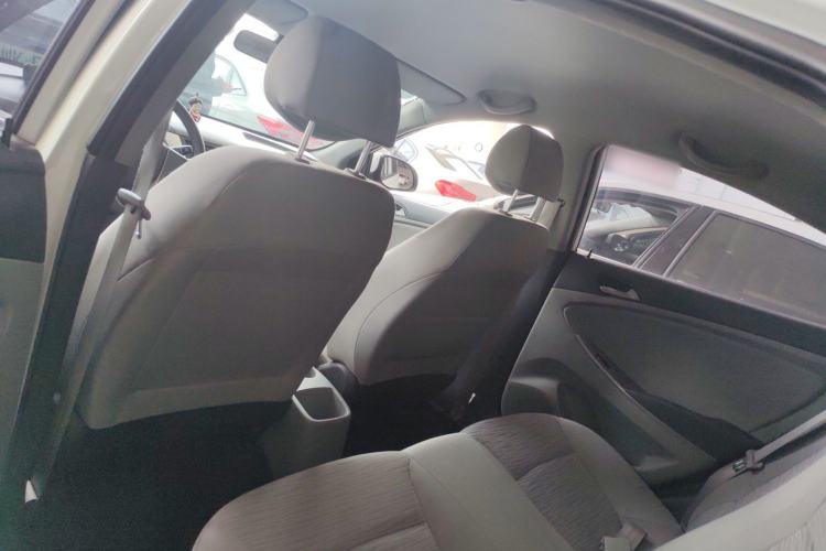 Used Hyundai Verna 2014 1.4L Automatic Smart GLS