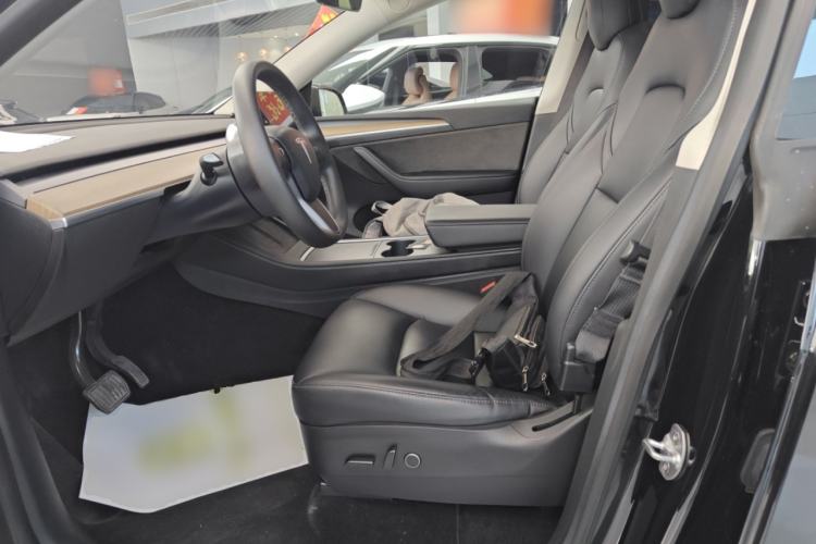 Used Tesla Model Y 2022 Rear-Wheel-Drive Version
