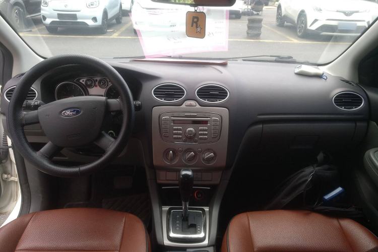 Used Ford Focus 2013 Hatchback Classic 1.8L Automatic Base Model
