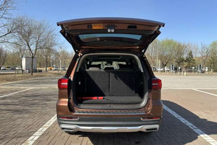 Used Roewe RX8 2018 30T Smart Connectivity All-Wheel Drive Supreme Edition