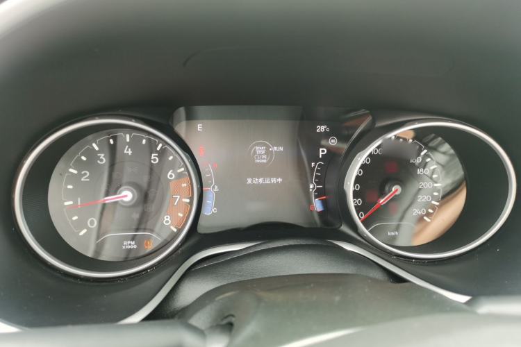 Used  Compass 2017 200T Automatic Family Edition
