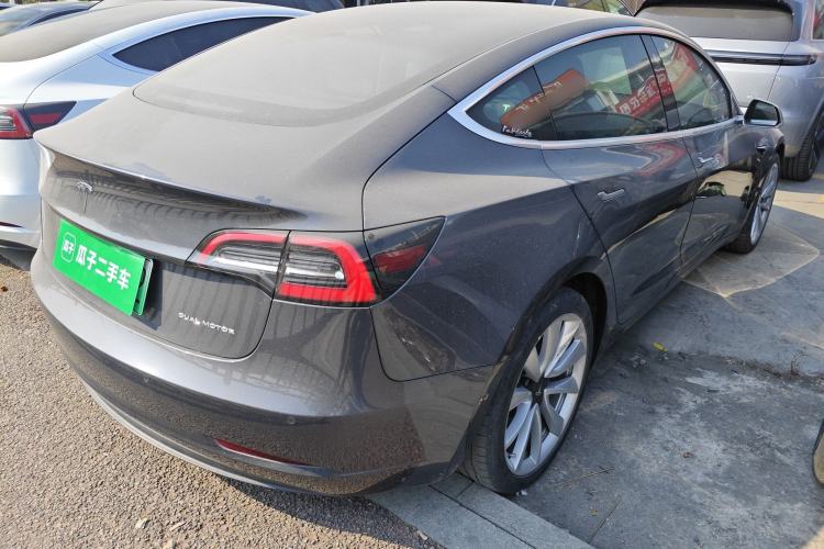 Used Tesla Model 3 2019 Long-Range All-Wheel-Drive Version
