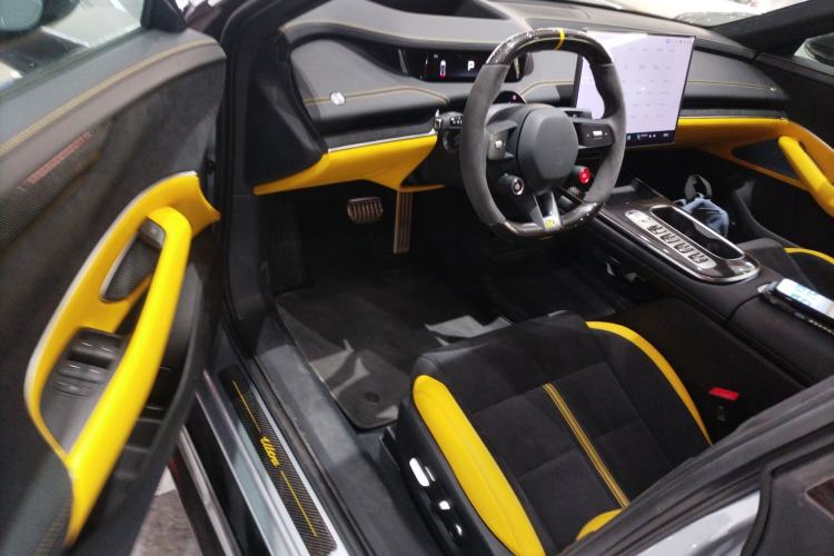 Used  SU7 Ultra 2025 Ultra Model
